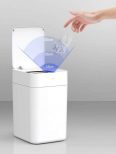 Self-Sealing and Self-Changing Kitchen Trash Can