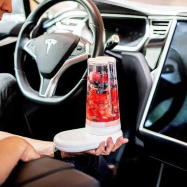 Motorless Magnetic Blender