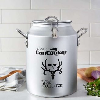 Can Cooker on kitchen countertop