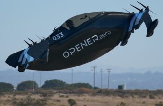 Pivotal eVTOL Electric Aircraft