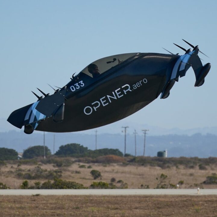 Pivotal eVTOL Electric Aircraft